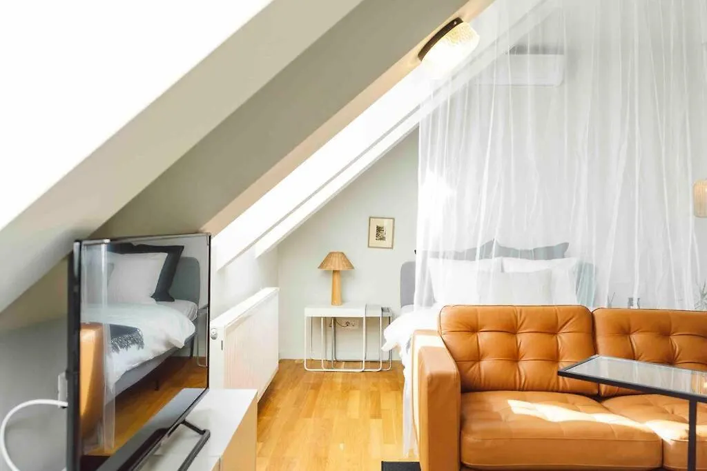 Apartment Vivando - Beautiful Studio B + Parking Bukarest Rumänien