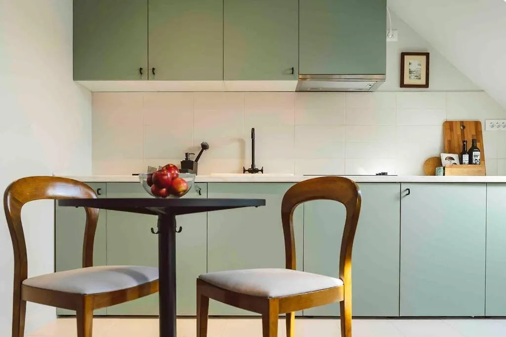 Vivando - Beautiful Studio B + Parking Bucarest Roumanie