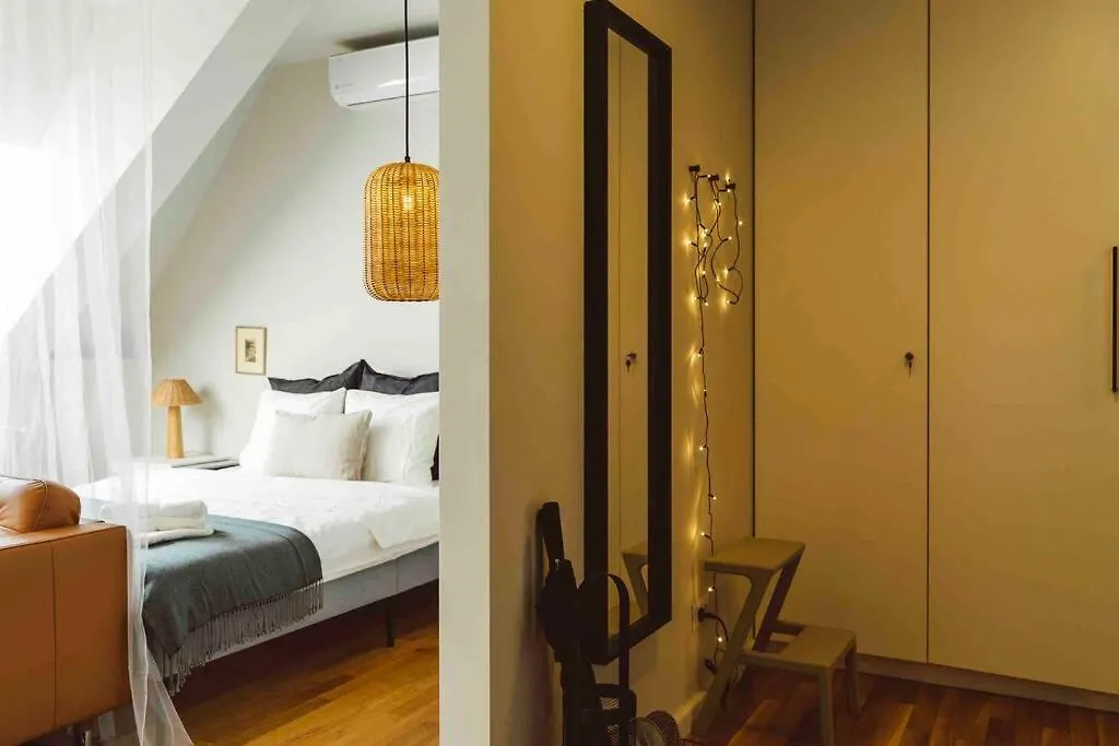 Vivando - Beautiful Studio B + Parking Bucarest Roumanie