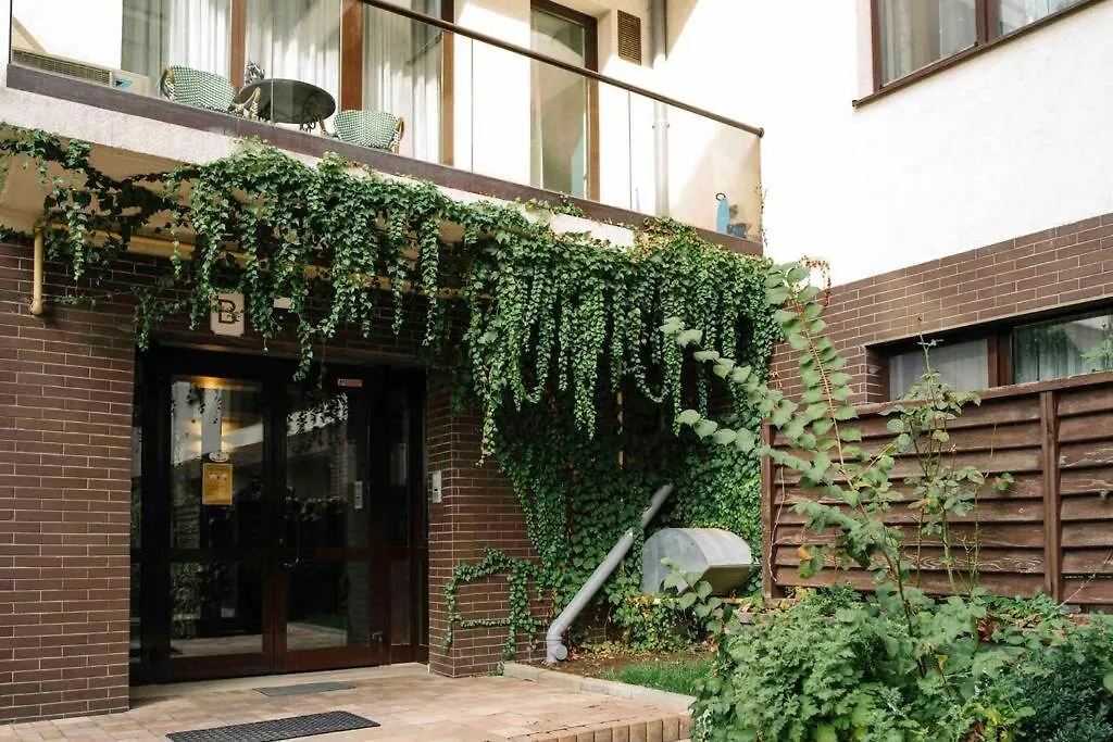 Vivando - Beautiful Studio B + Parking 부쿠레슈티 0*,  루마니아